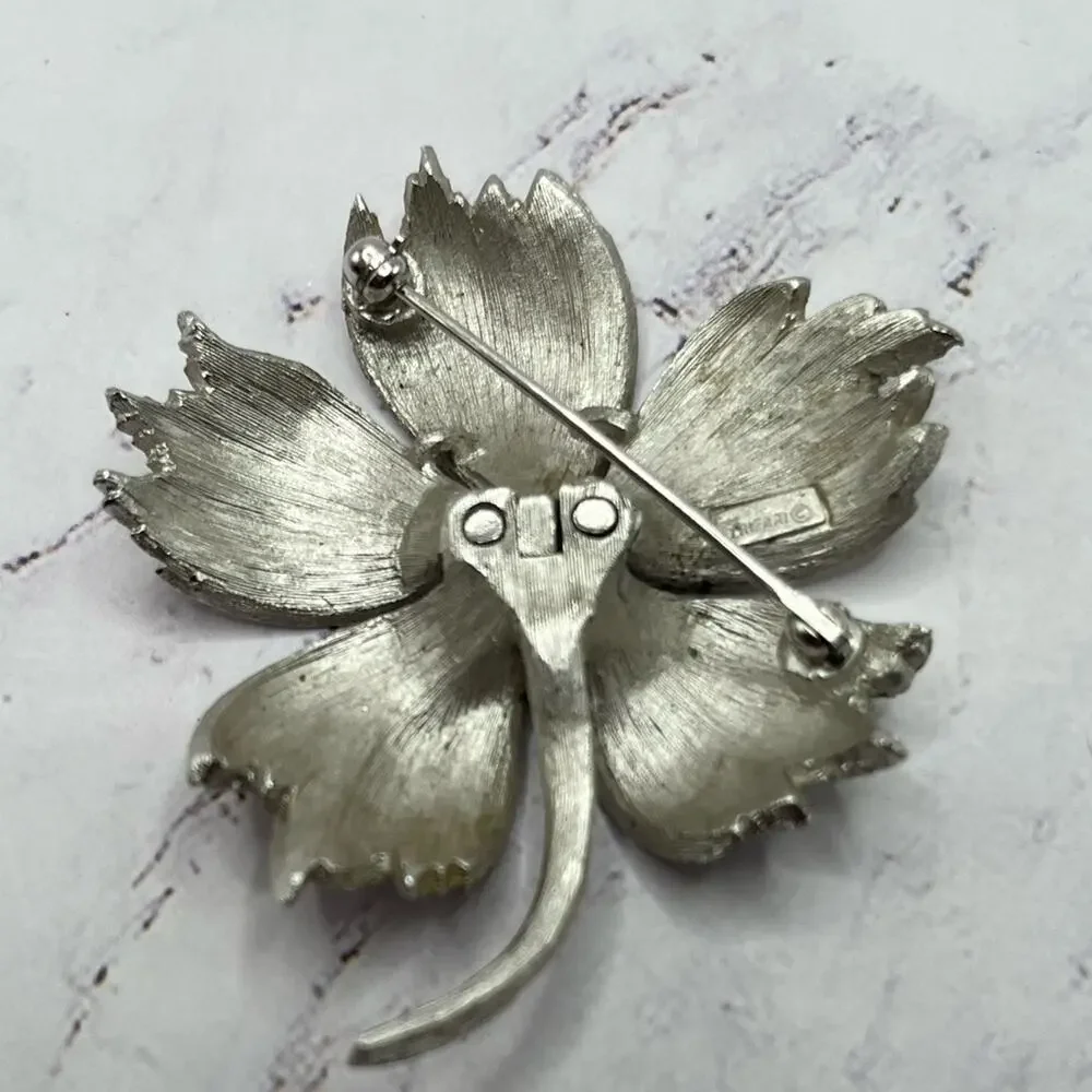 Trifari vintage pin
